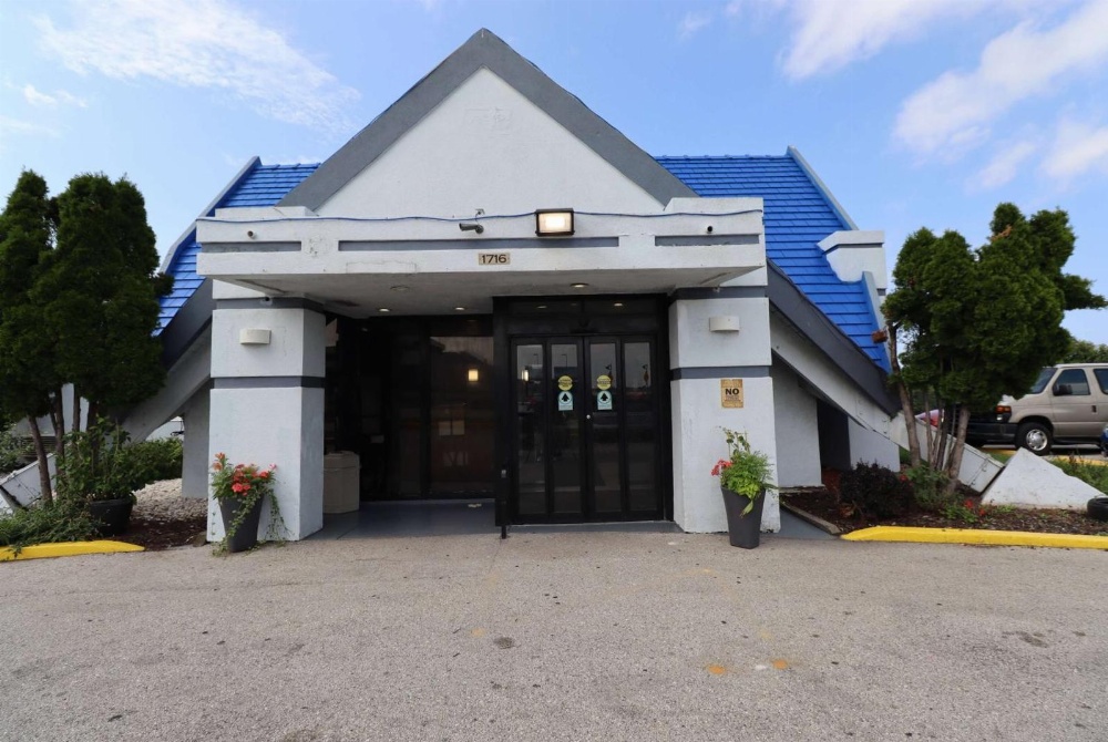 Travelodge by Wyndham Milwaukee Main image